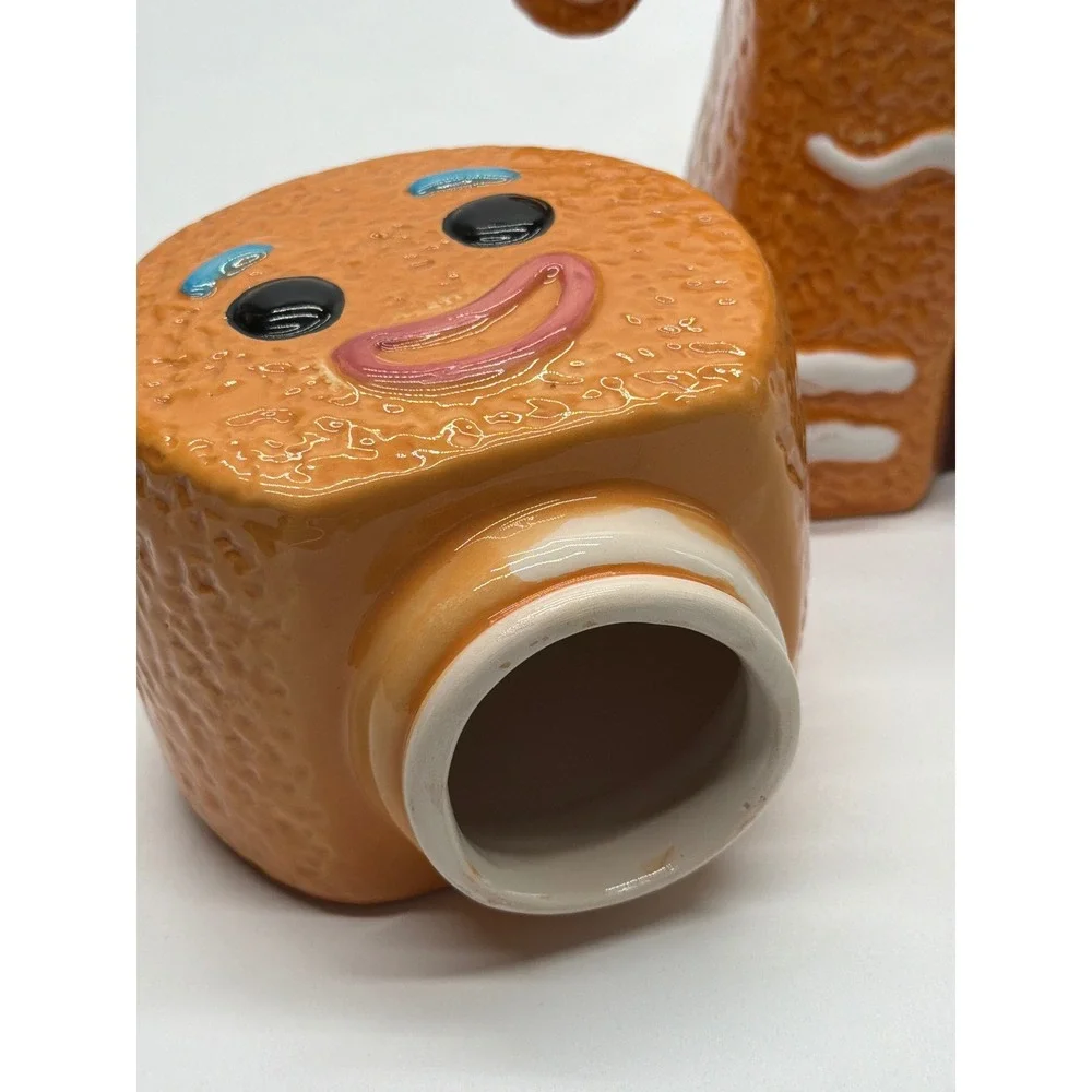Christmas Gingerbread Man Ceramic Cookie Jar Holiday Treat Canister Waving Brown